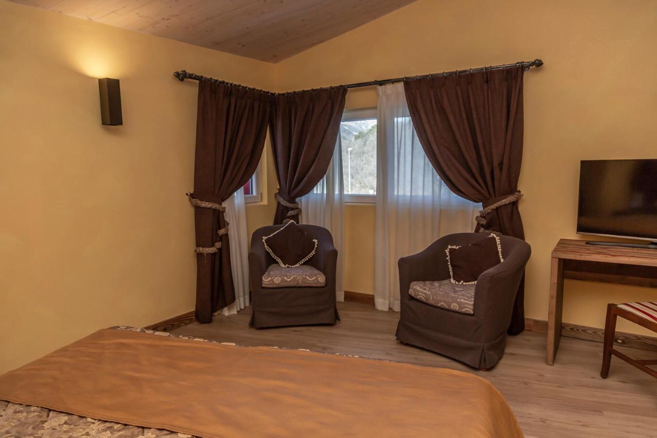 Hotel Chaberton Cesana Torinese Exterior photo